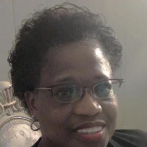 Meet your Posher, Maxine